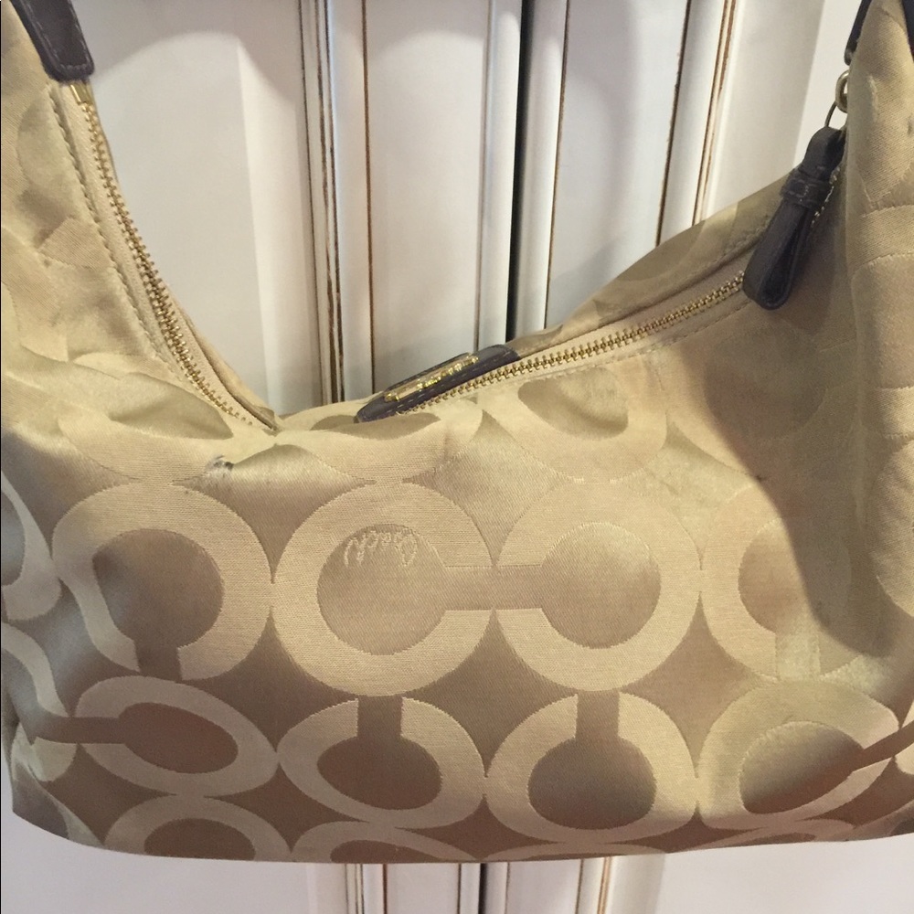 Purse - Picture 2 of 3